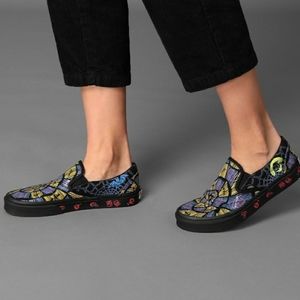 - Men's Nightmare before Christmas sneakers